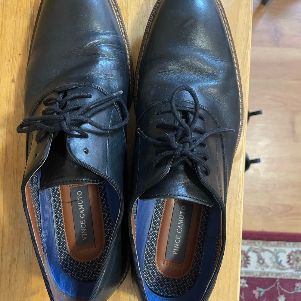 Dress shoes almost never worn. Size 10M. Vince Camuto.